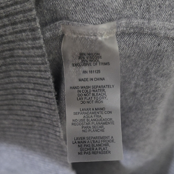 Silver Gray Crew Neck Sweater with Heart Design - Picture 3 of 5